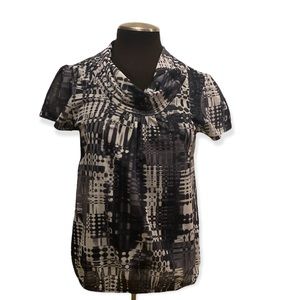 The Limited short sleeve blouse